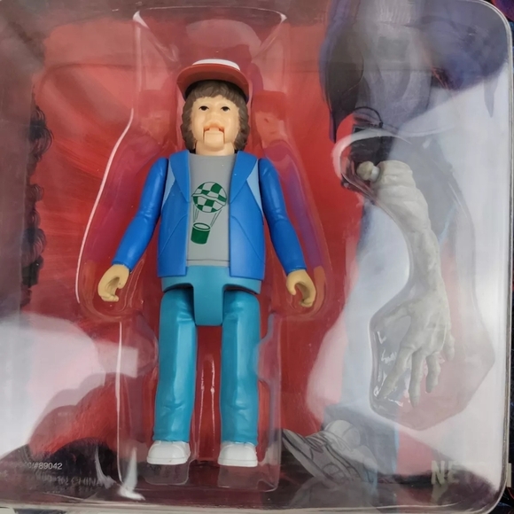 Dustin, The Bard - Stranger Things 4" Bandai 2021 Exclusive No. 2 Netflix - Picture 2 of 4